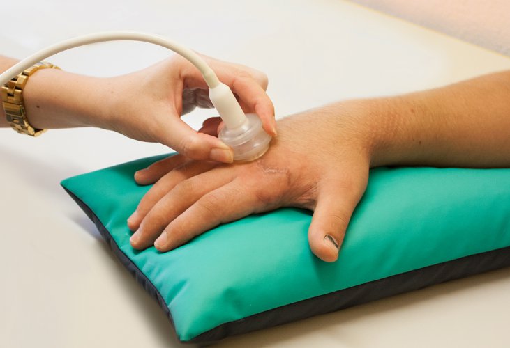 handtherapie-pneumatron_ergotherapie-holzkirchen-unterhaching